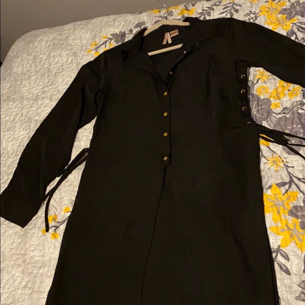 Button down shirt - Picture 3 of 3